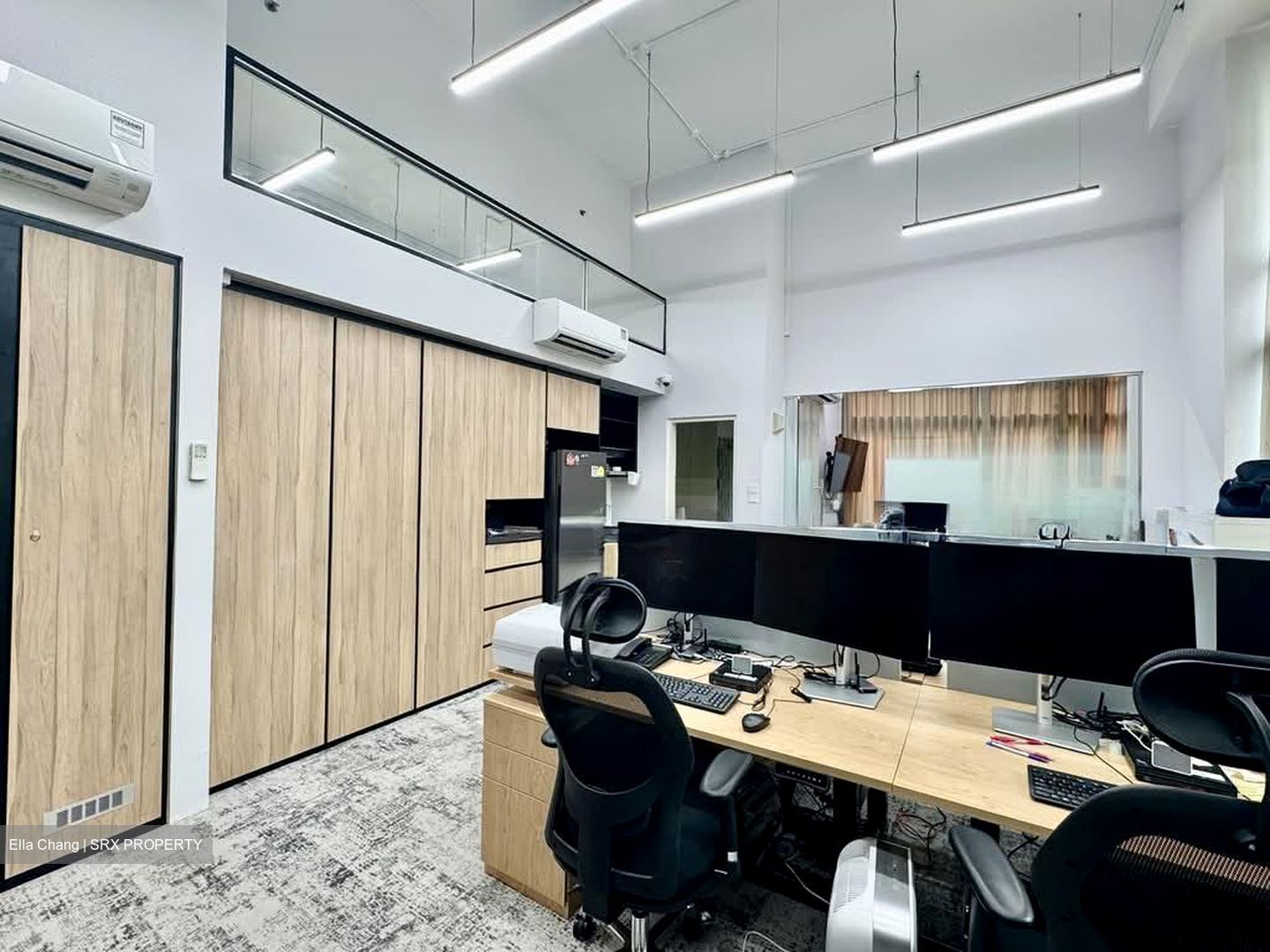 Southbank (D7), Office #592808301